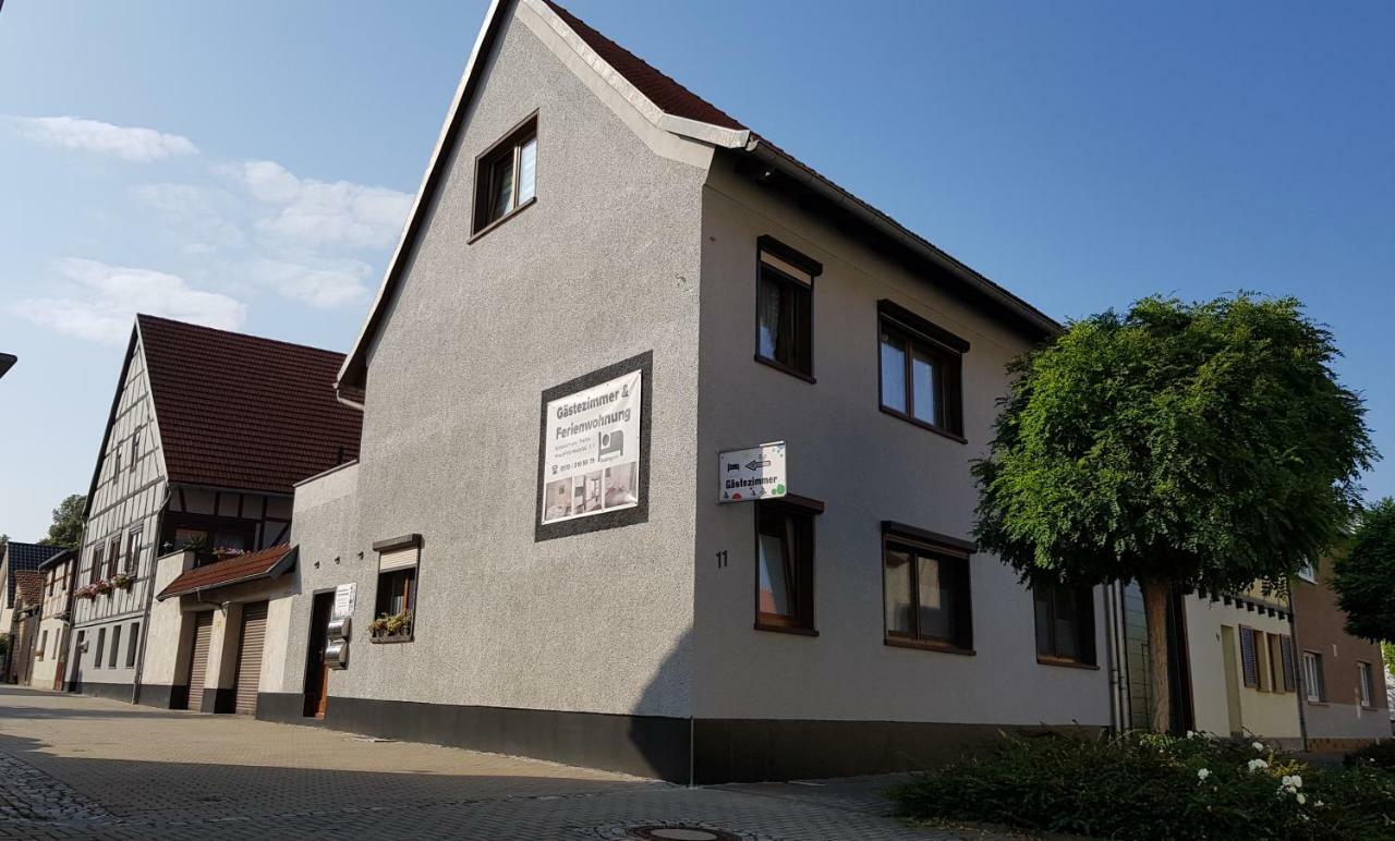 Gaestezimmer & Ferienwohnungen Thon Herbsleben Екстер'єр фото